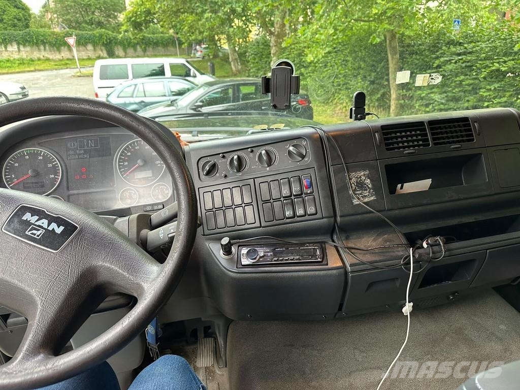 MAN TGM 18.240 Skříňová nástavba