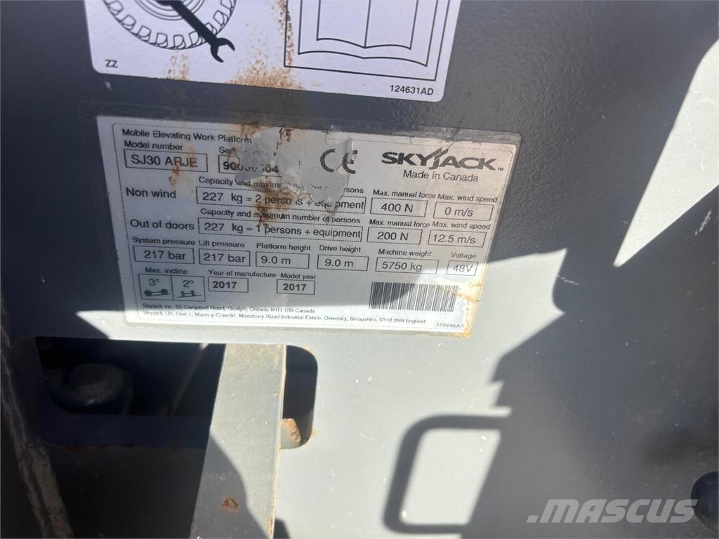SkyJack SJ30ARJE 2WD Съчленени стрелови подемници