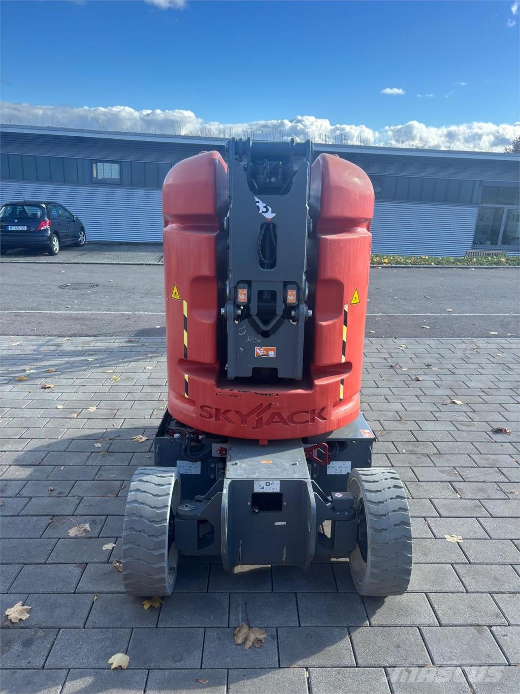 SkyJack SJ30ARJE 2WD رافعات سلة مفصلية
