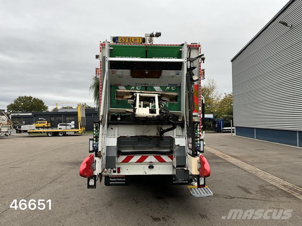 Ginaf C6 2120N VDK 15m³ 2 compartimenten opbouw Just 79. Camion poubelle