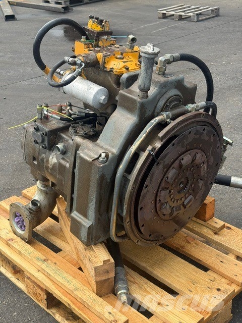 Liebherr R 954 B USED HYDRAULIC PARTS COMPLET هيدروليات
