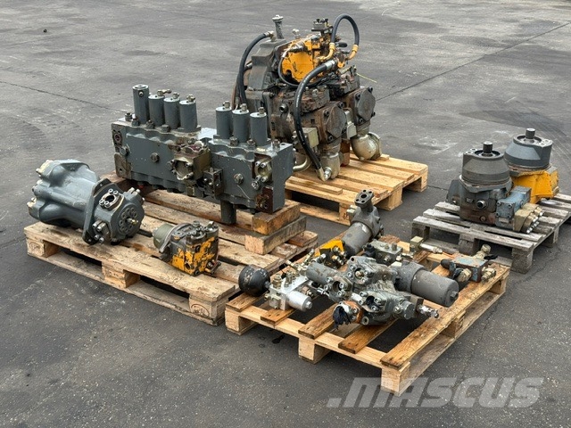 Liebherr R 954 B USED HYDRAULIC PARTS COMPLET هيدروليات