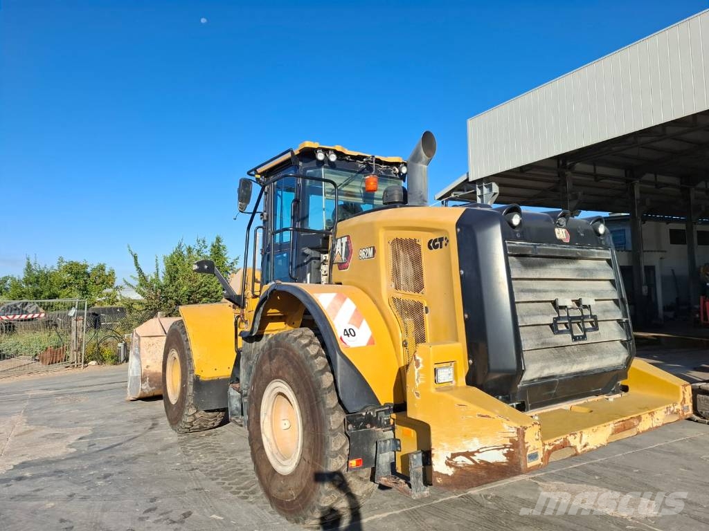 CAT 962 M Iekrāvēji uz riteņiem