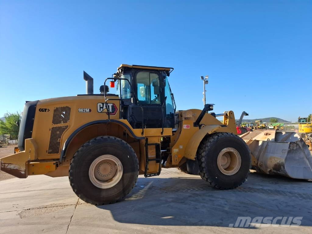 CAT 962 M Iekrāvēji uz riteņiem