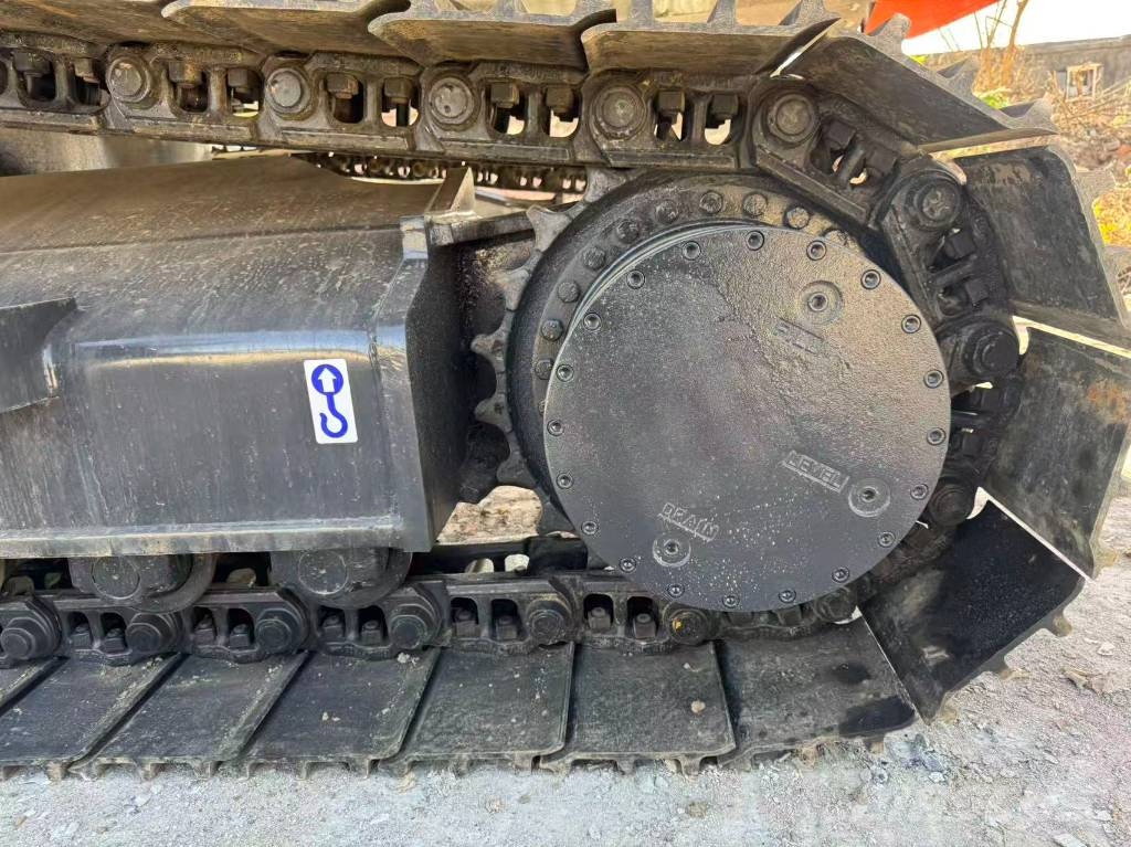 Doosan DX 300 Vikšriniai ekskavatoriai