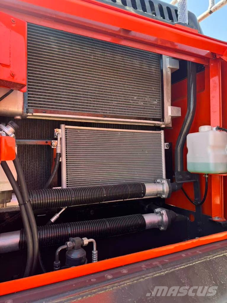 Doosan DX 300 Vikšriniai ekskavatoriai
