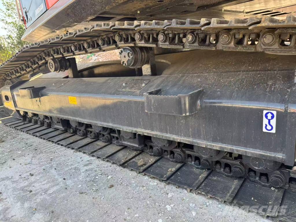 Doosan DX 300 Vikšriniai ekskavatoriai
