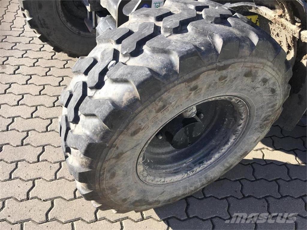 New Holland W50c Wielladers