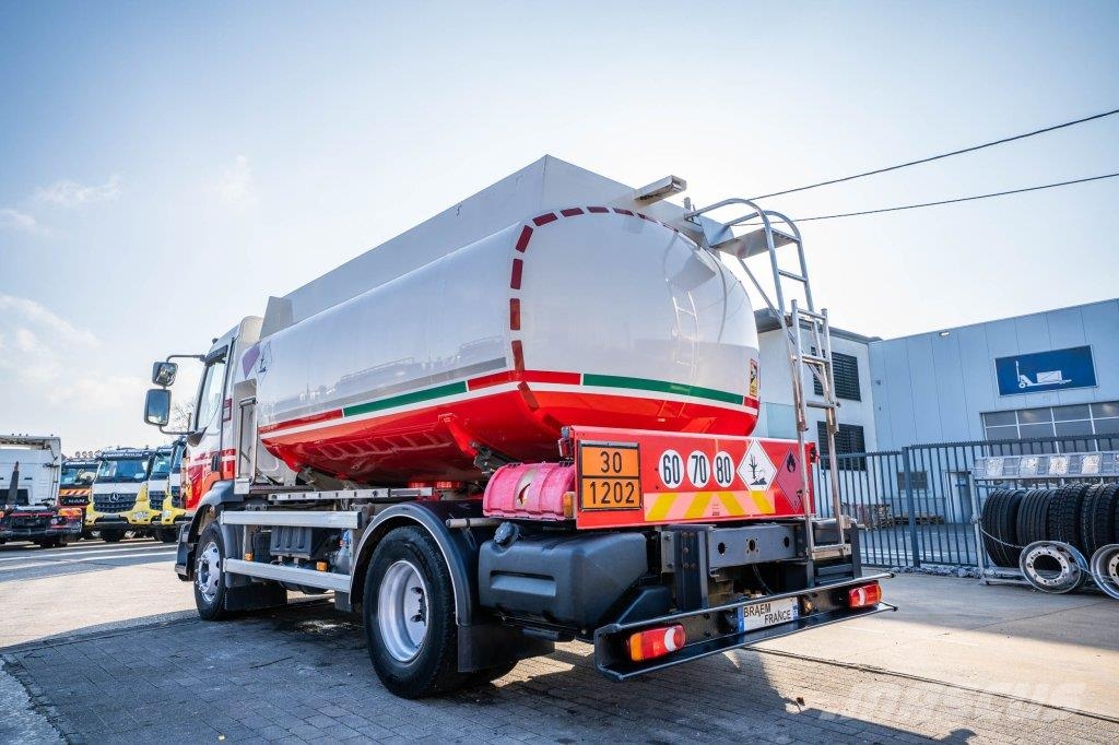 Renault MIDLUM 220 ALU CM 9.000L+4COMP Camiones cisternas