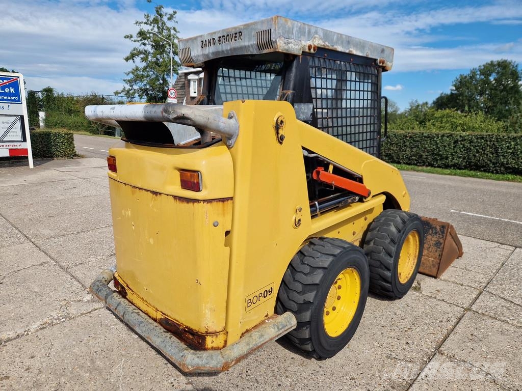 CAT 216B3 schranklader met 1191 uur Minicargadoras