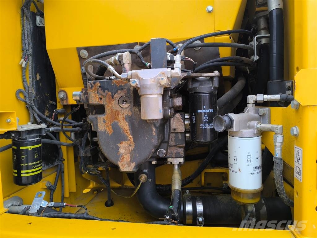 Komatsu PC 210 LC-10 履带挖掘机