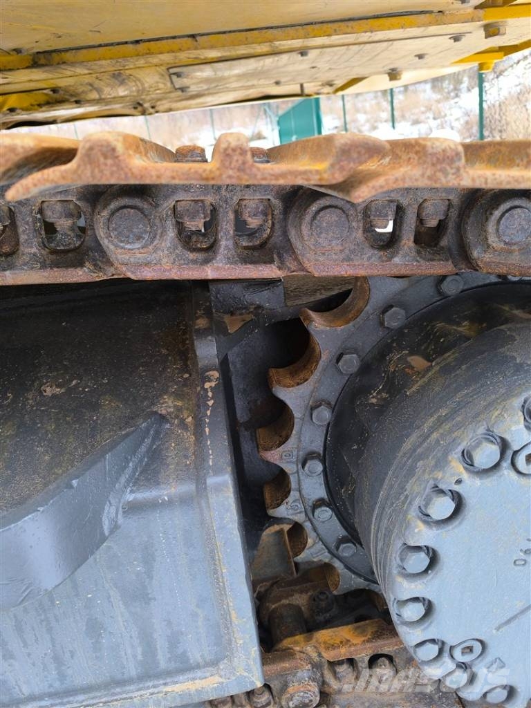 Komatsu PC 210 LC-10 履带挖掘机
