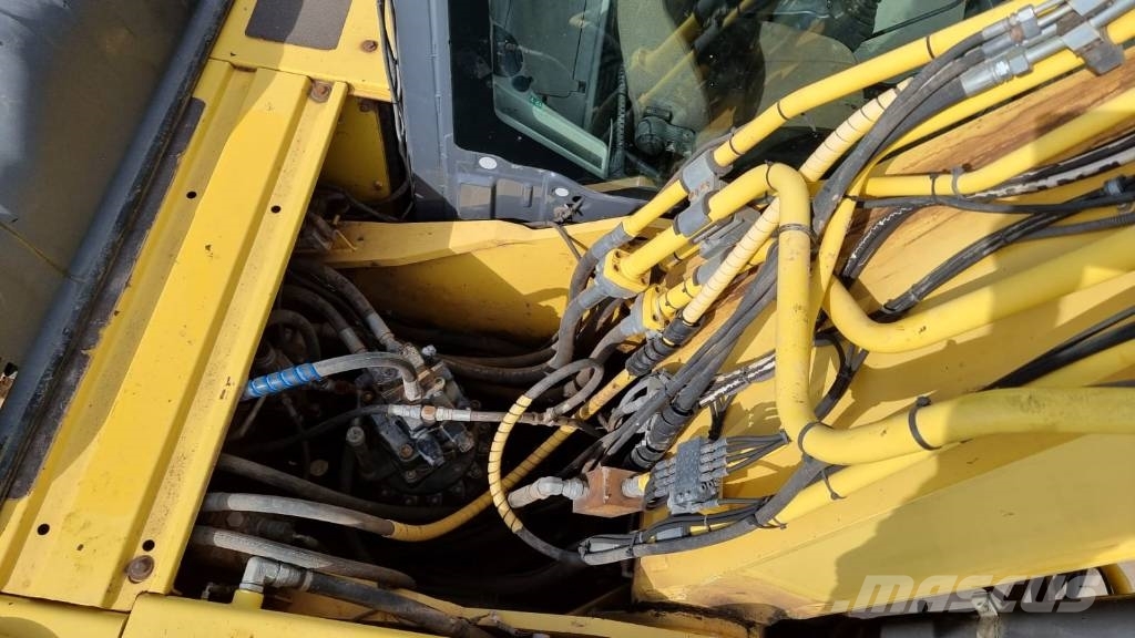 New Holland E 265 C Rototilt Crawler excavators