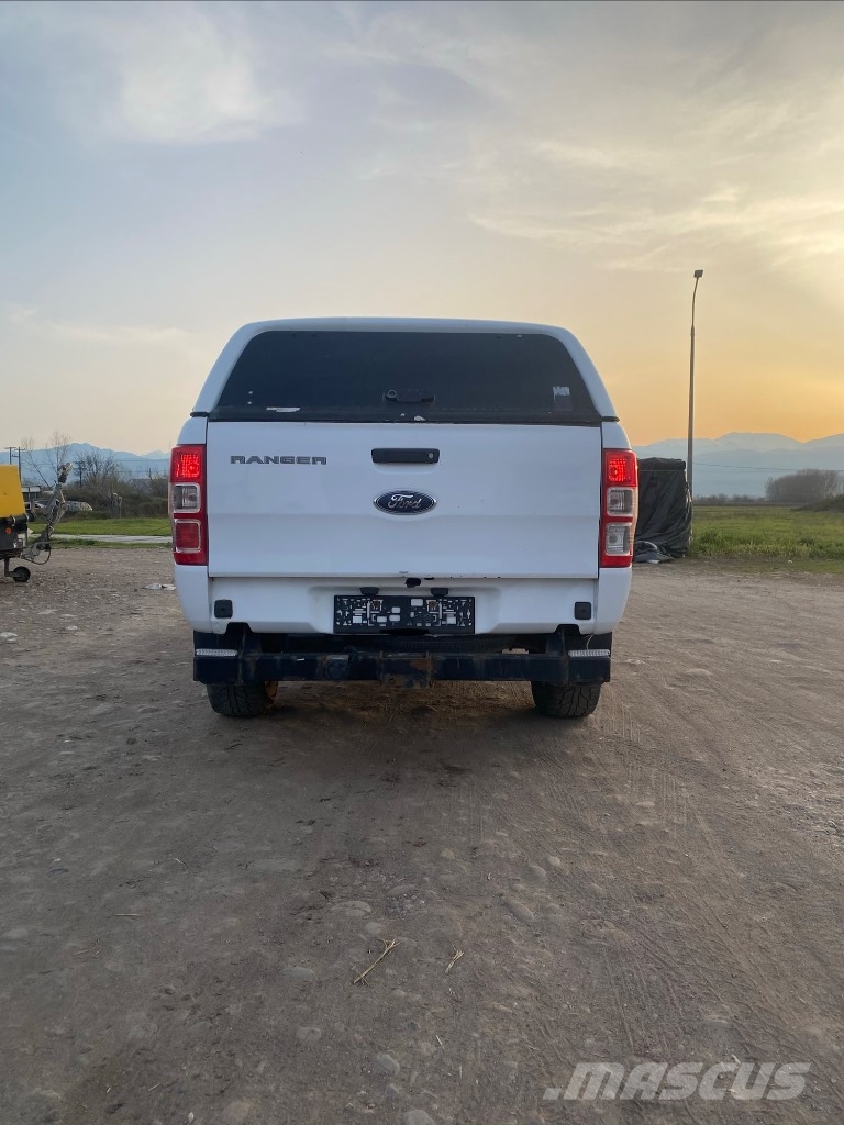 Ford Ranger Auto's