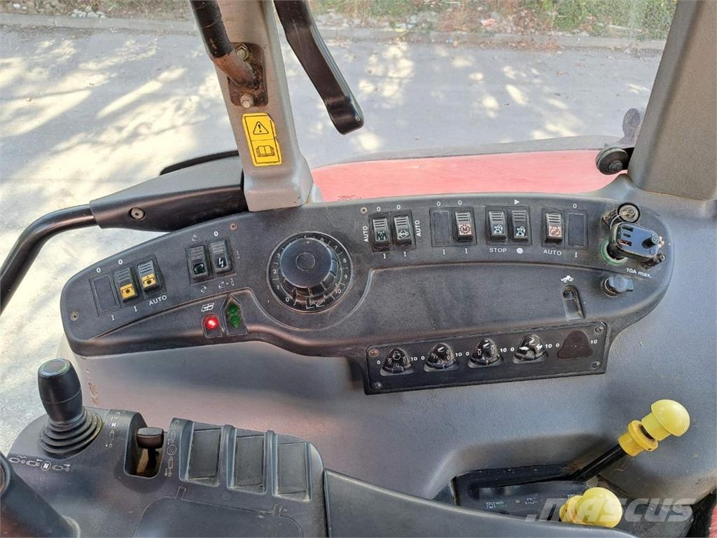 Steyr 6195 CVT الجرارات