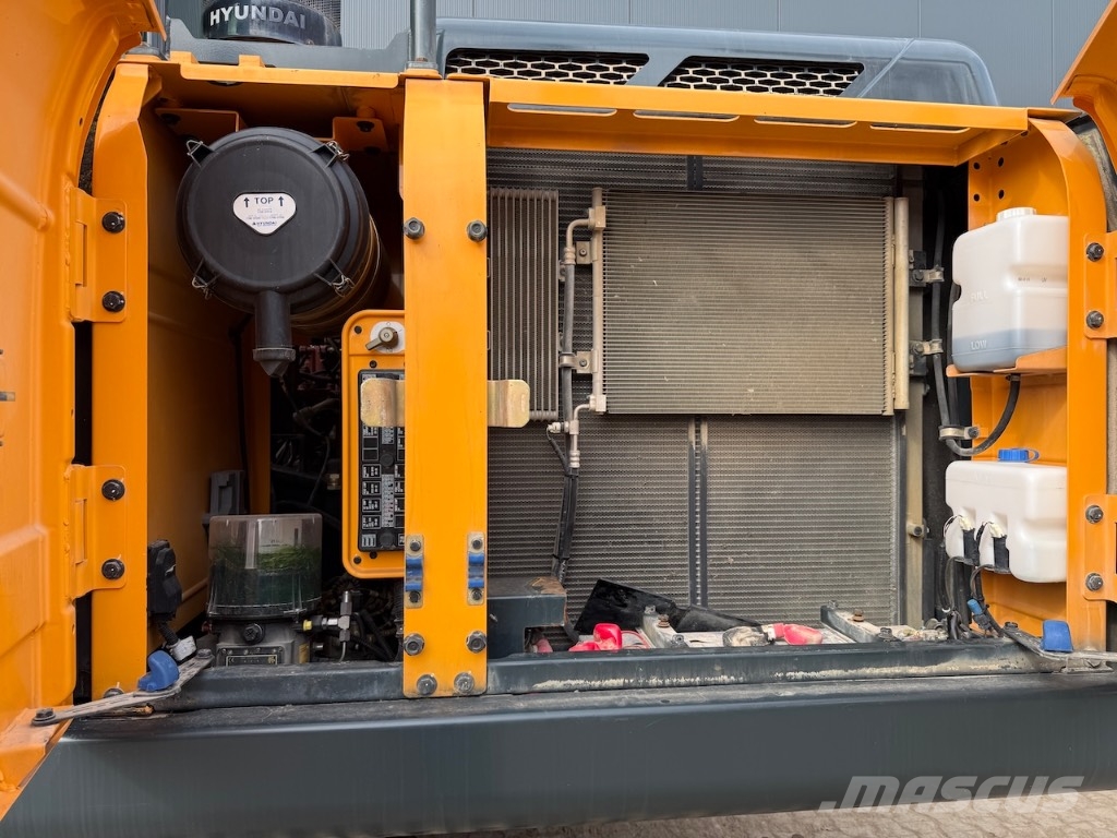 Hyundai HX 260 NL - HX 260 L - HX 220 L - HX 300 L Crawler excavators