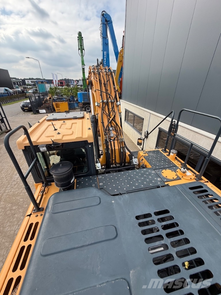 Hyundai HX 260 NL - HX 260 L - HX 220 L - HX 300 L Crawler excavators
