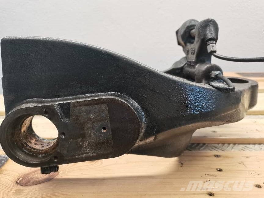 Steyr CVT ..... {Carraro left upper rocker Ходовая часть и подвеска