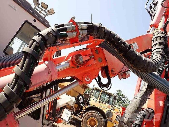 Sandvik DP1100I Perforadora de superficie