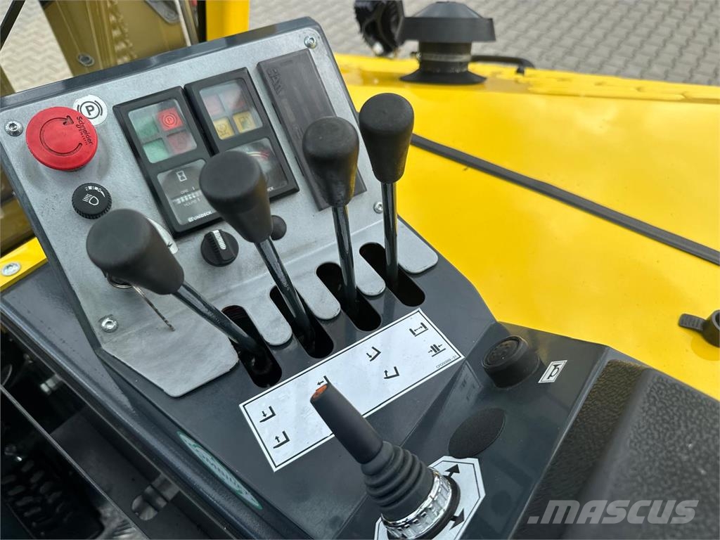 Combilift C4500CB // 2019 year // Triplex 6400 mm 4-way reach trucks