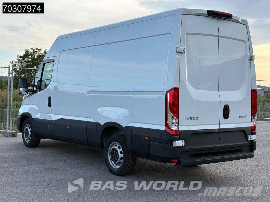 Iveco Daily 35S18 Neu! 3.0L Automatik,L2H2 180PS ACC Kli Varebiler