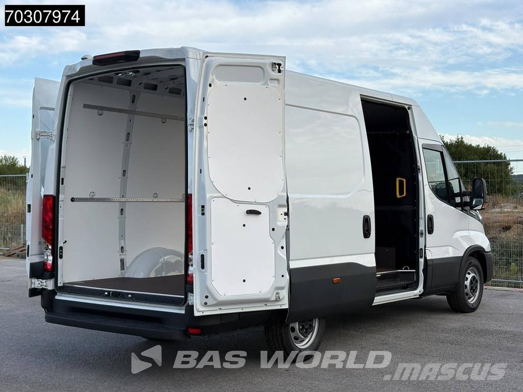 Iveco Daily 35S18 Neu! 3.0L Automatik,L2H2 180PS ACC Kli Furgonetas /Furgón