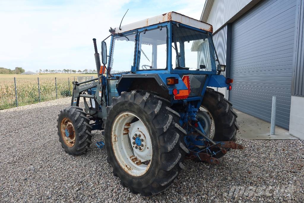 Ford TRAKTOR Трактори