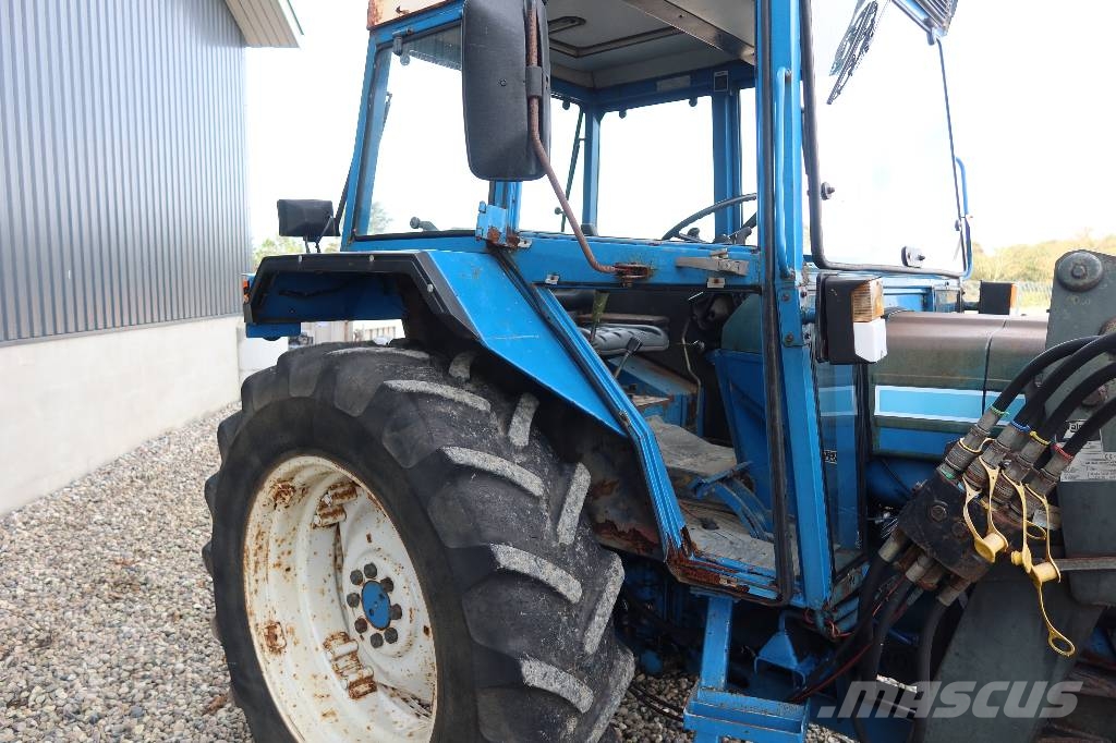 Ford TRAKTOR Трактори