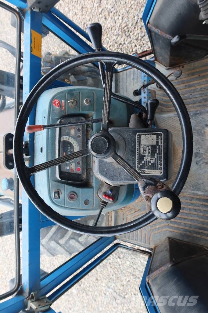 Ford TRAKTOR Трактори