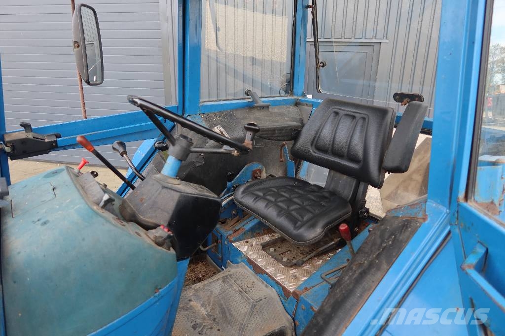 Ford TRAKTOR Трактори