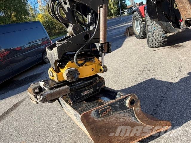 Huddig 1260 1260, Gårdsmaskin Ekskavaatorlaadurid