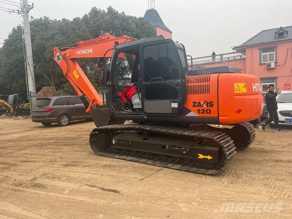 Hitachi ZX 120-6 Lánctalpas kotrók