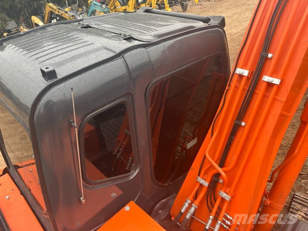 Hitachi ZX 120-6 Lánctalpas kotrók