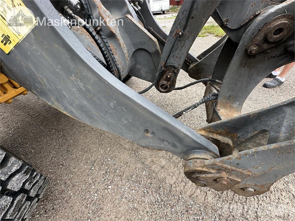 Volvo L90F Wheel loaders