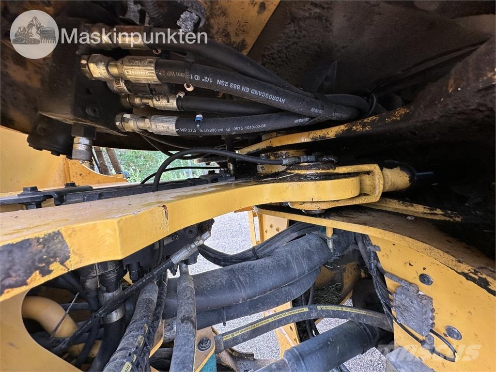 Volvo L90F Wheel loaders