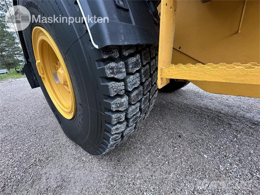 Volvo L90F Wheel loaders