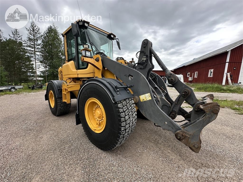 Volvo L90F Wheel loaders