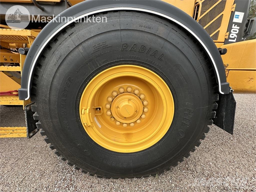Volvo L90F Wheel loaders