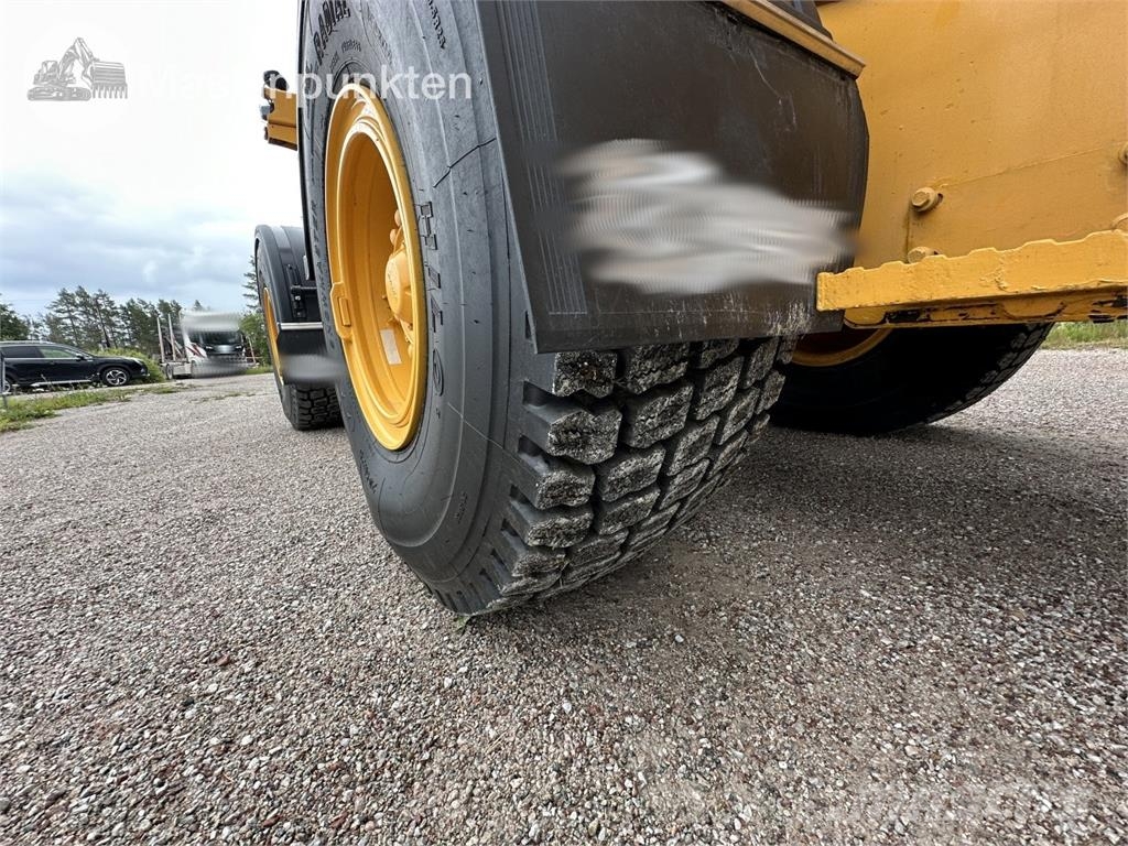 Volvo L90F Wheel loaders