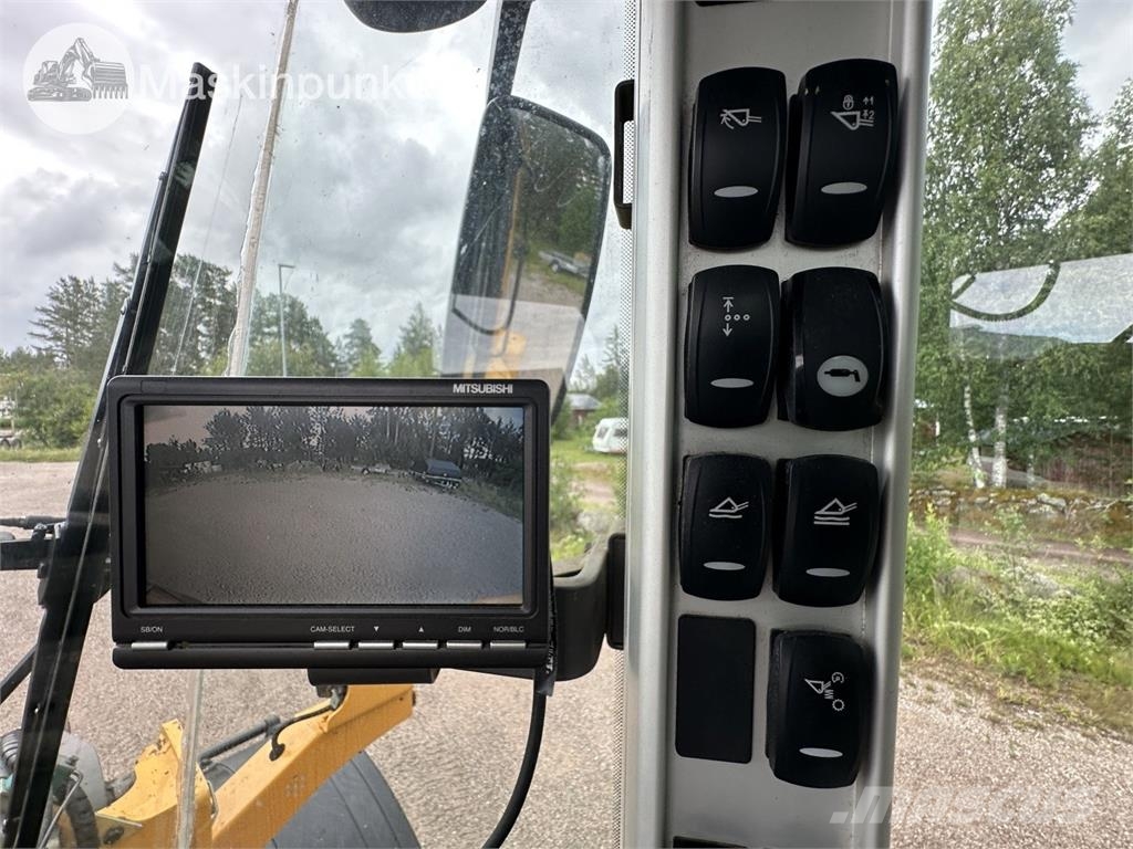 Volvo L90F Wheel loaders