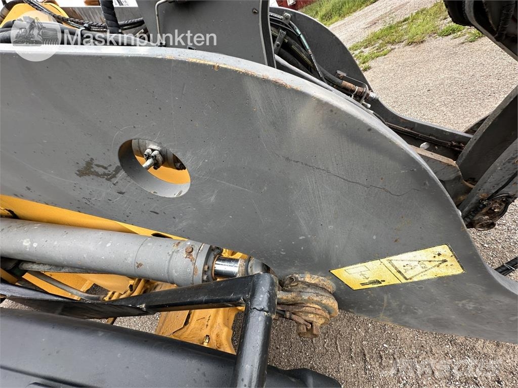 Volvo L90F Wheel loaders