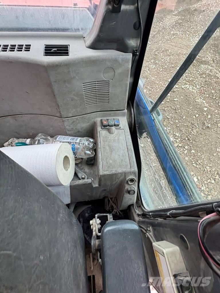 Hitachi ZX 470 Bagri goseničarji