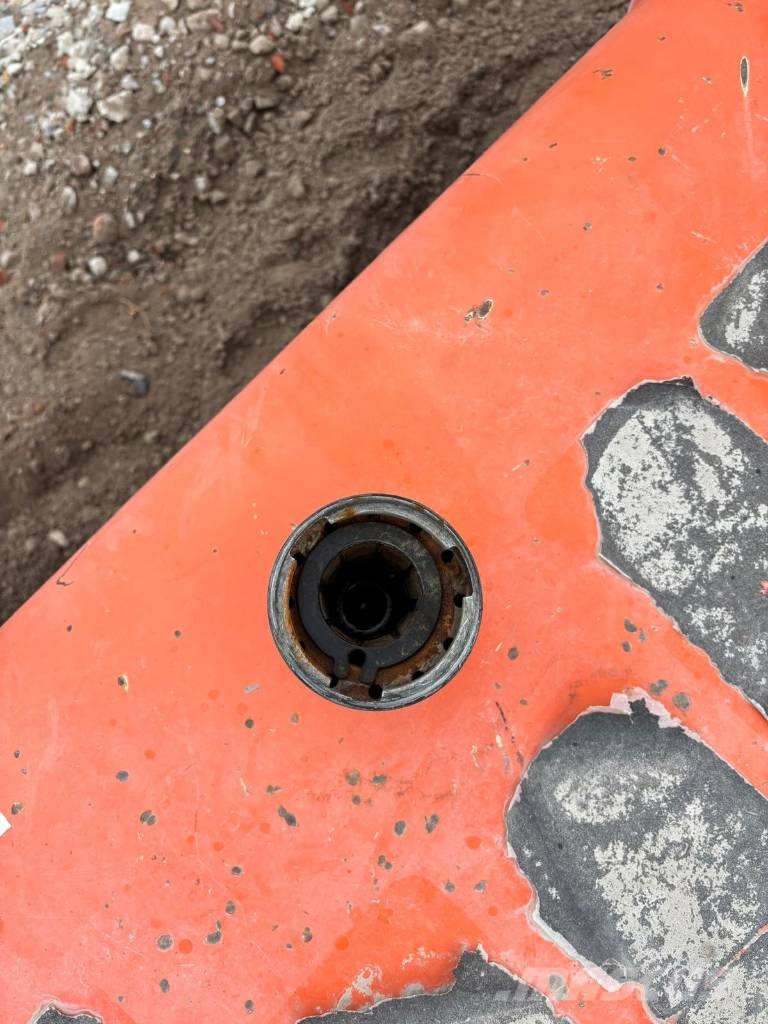 Hitachi ZX 470 Bagri goseničarji