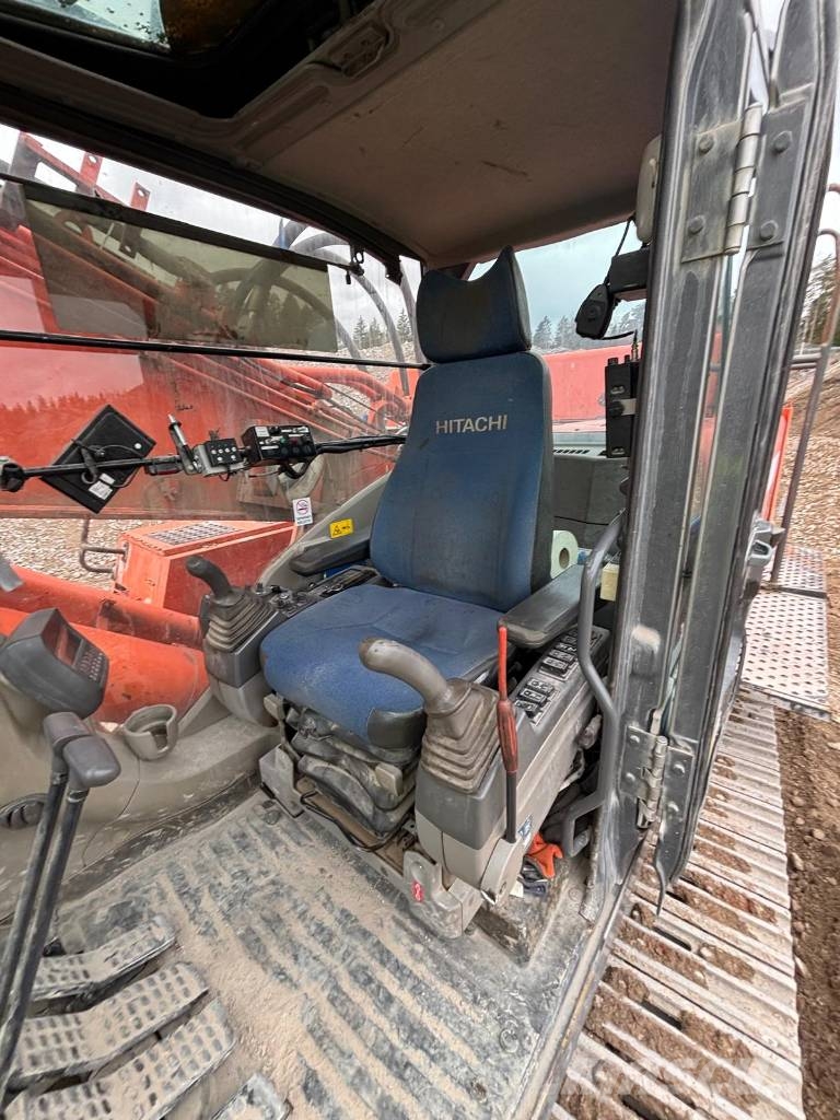 Hitachi ZX 470 Bagri goseničarji