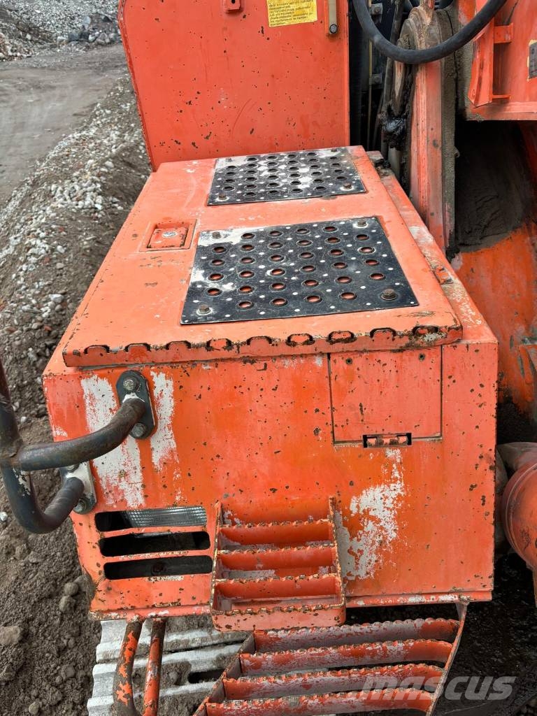 Hitachi ZX 470 Bagri goseničarji