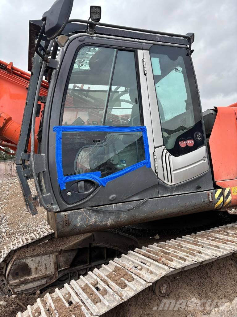Hitachi ZX 470 Bagri goseničarji