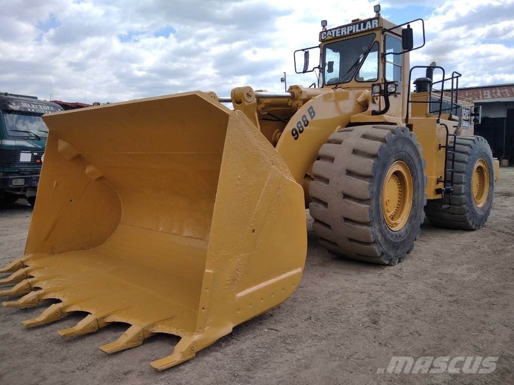 CAT 988 B Chargeuse sur pneus
