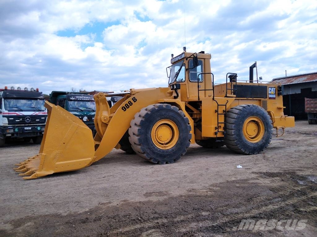 CAT 988 B Chargeuse sur pneus