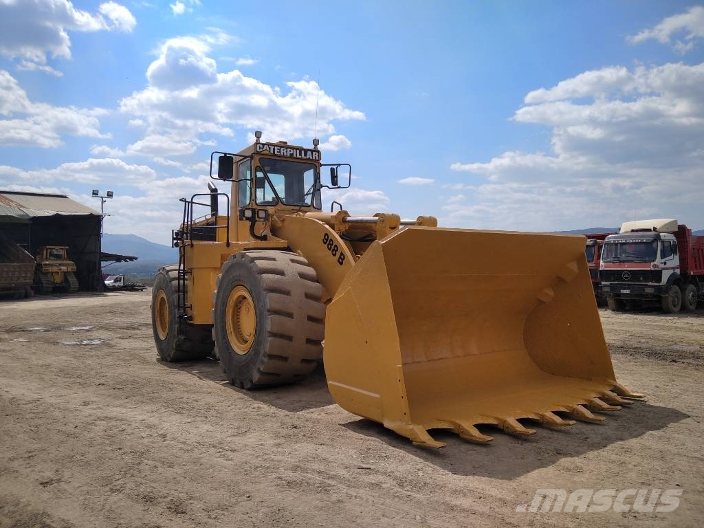 CAT 988 B Chargeuse sur pneus