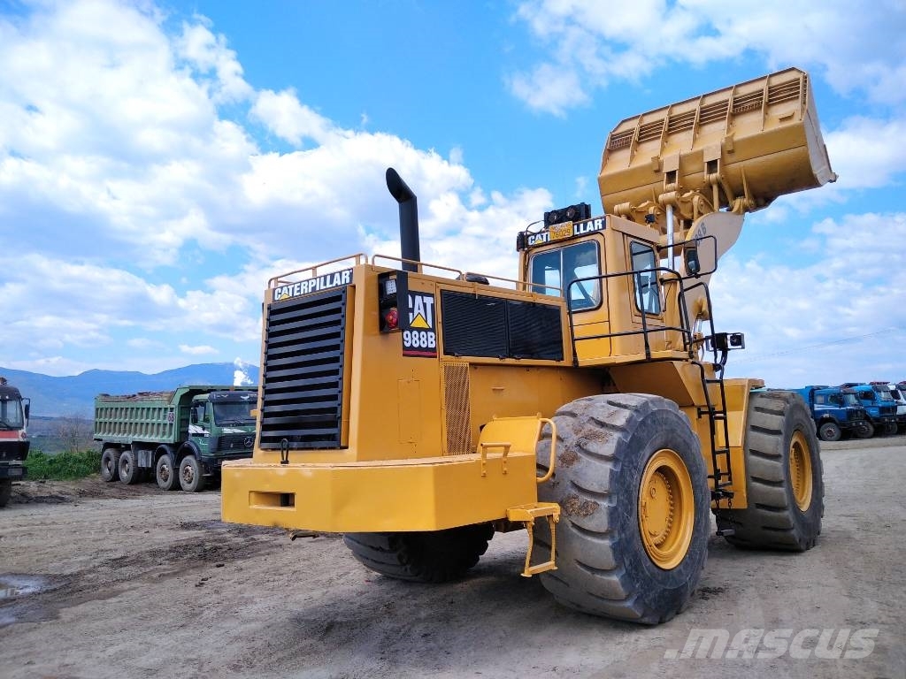 CAT 988 B Chargeuse sur pneus